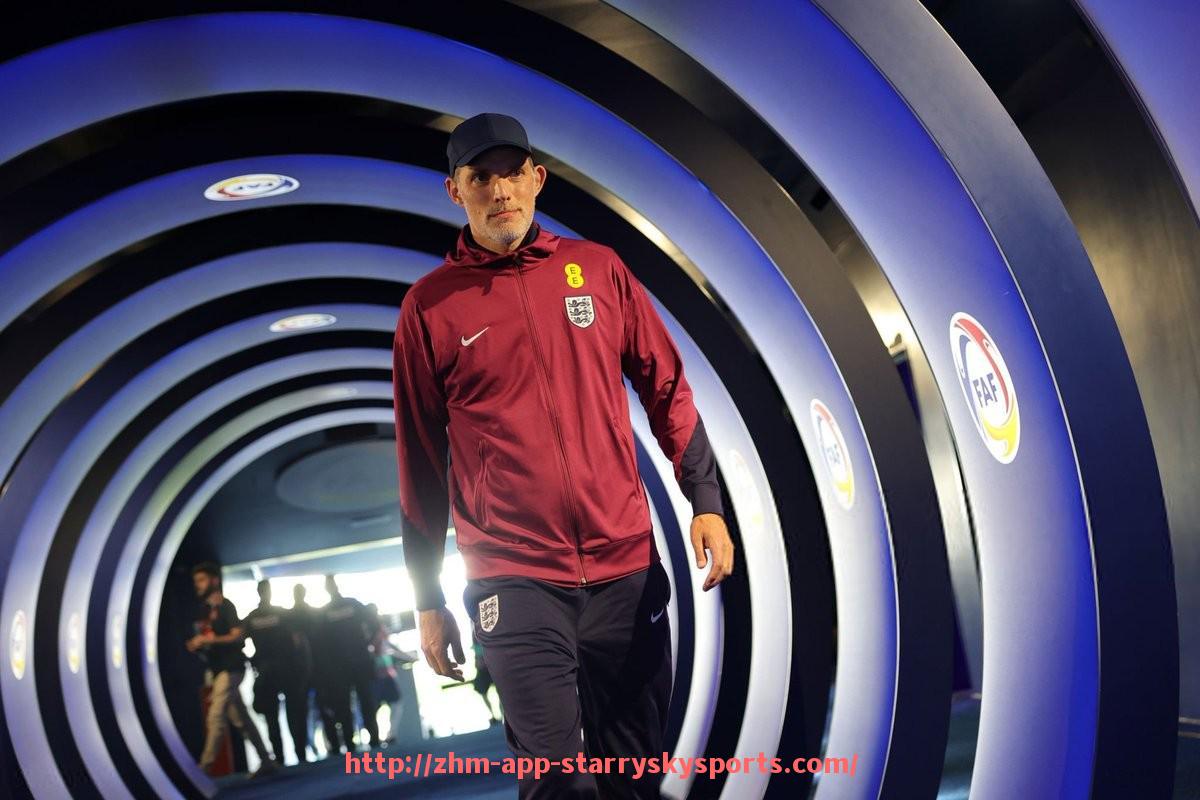 星空体育app-世俱杯战术调整实例分析：中途换人与打法变化影响